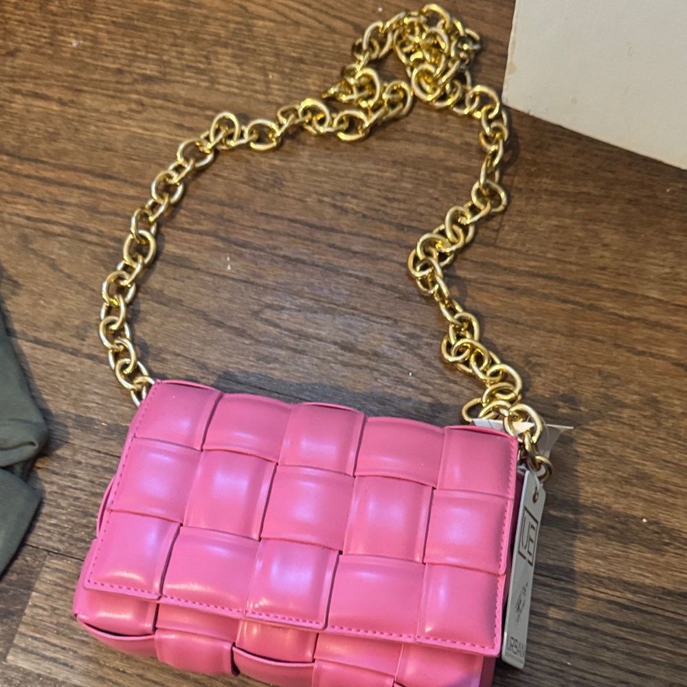 Cross body bag like new
